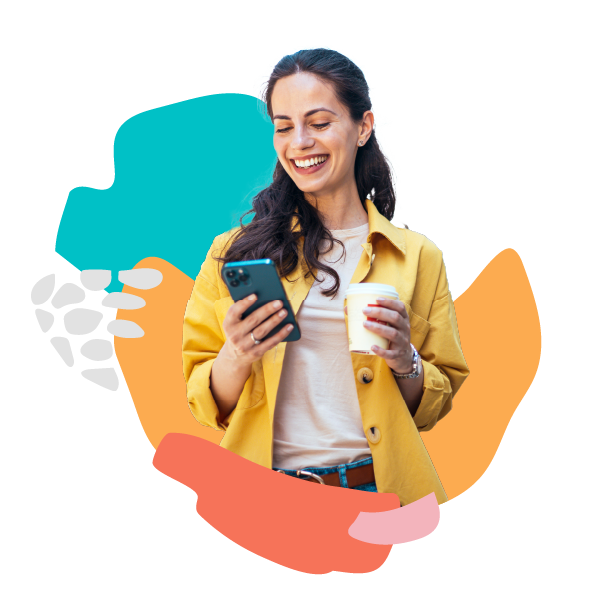 Mujer buscando asistencias en Qualia Servicios